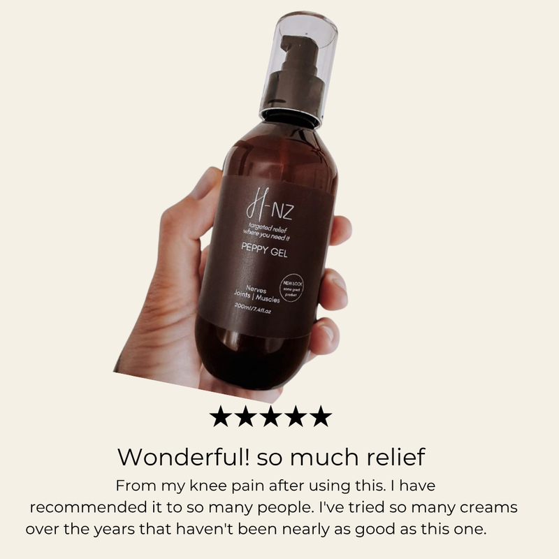 Hand holding a bottle of h/NZ Pepti Gel with a five-star rating 